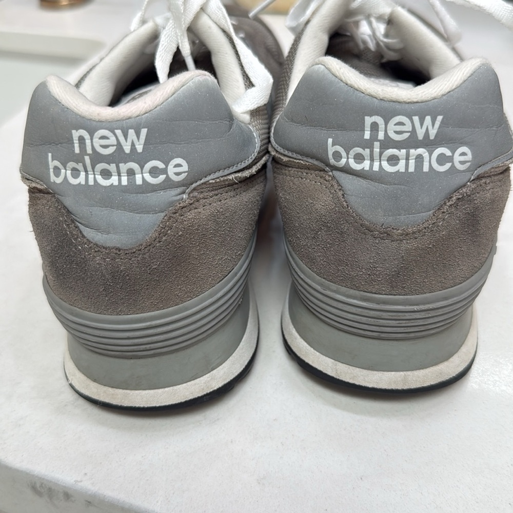 New Balance classic 574 grey tennis shoes men’s size 12 - Picture 5 of 6